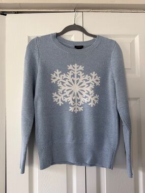 Ann Taylor Factory Light Blue Crewneck Sweater with White Snowflake